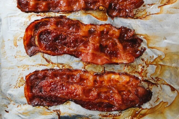 Cuisson du bacon avec le George Foreman Grill Easy As 1, 2, EAT