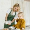 Pourquoi les enfants devraient-ils apprendre à cuisiner ?  Voir ces bonnes raisons pour que les enfants commencent à cuisiner