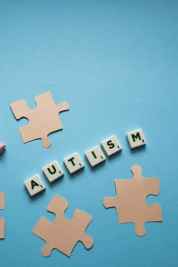 Autisme : une « scolarisation continue, sans interruption » préconisée par la Haute Autorité de santé