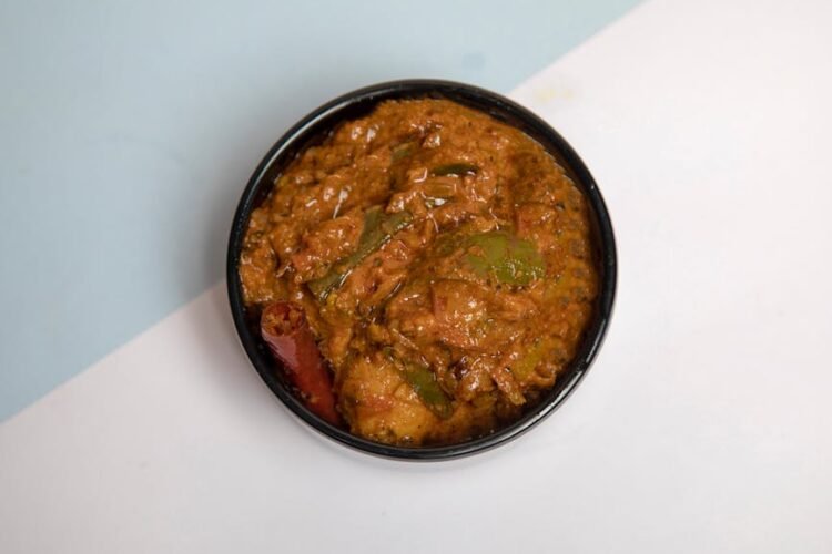 Curry Basque de Seitan Pimenté et Haricots Verts