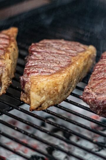 Entrecôte Sauté Forestière et Pâtes Complètes Crémeuses