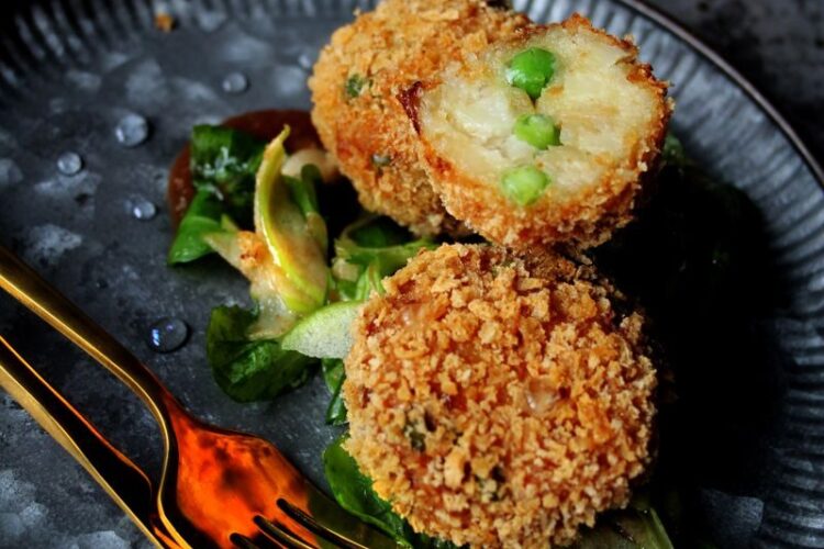 Croustillant de Parmesan Thaï, Fenouil Braisé Parfumé