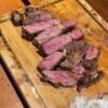 Entrecôte Saisie au Wok et Brocolis Croustillants
