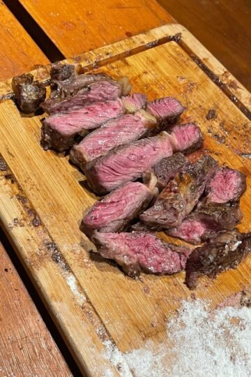 Entrecôte Saisie au Wok et Brocolis Croustillants