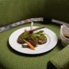 Côtes d&rsquo;Agneau Bretonnes aux Lentilles Vertes en Tajine