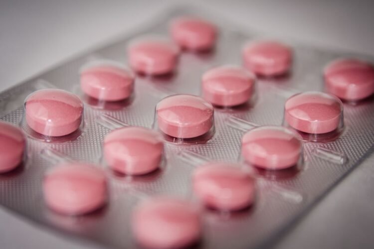 Pilule contraceptive: faut-il s&rsquo;inquiéter après l&rsquo;alerte sur le désogestrel ?